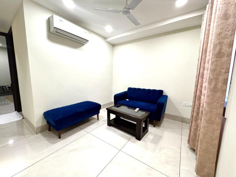 Prism Grand Hotel Zirakpur Exterior foto